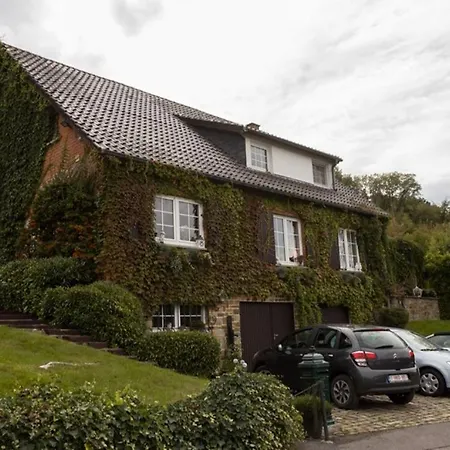 Chez Huguette Rum i privatbostad Profondeville